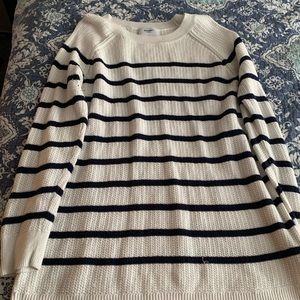 Maternity old navy sweater